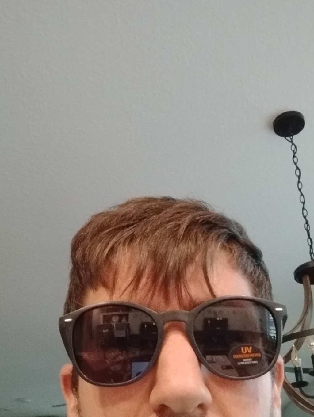 Round Black UV Sunglasses - Picture 8 of 10